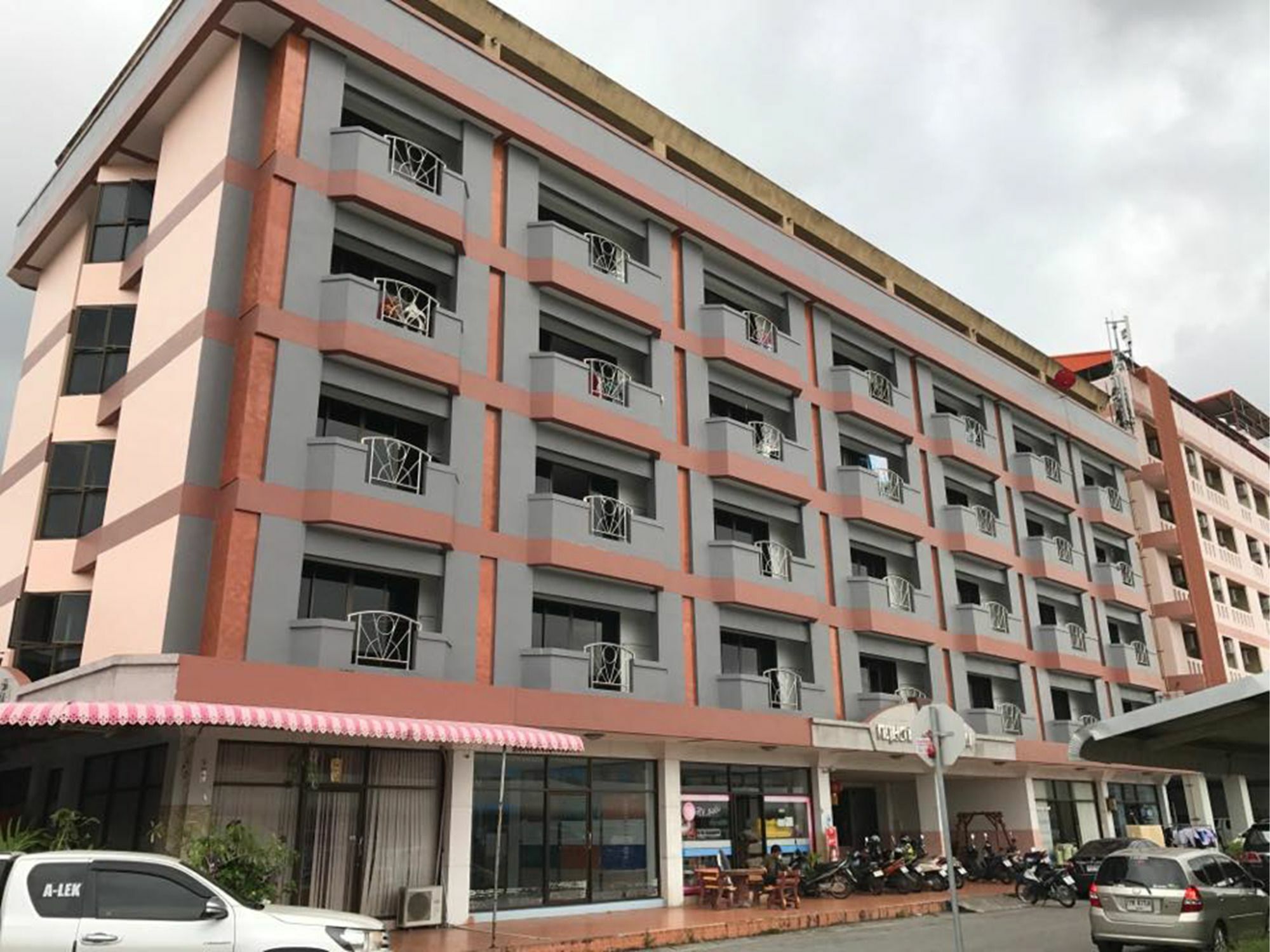 Kritsadanakorn Mansion Appartement Hat Yai Buitenkant foto